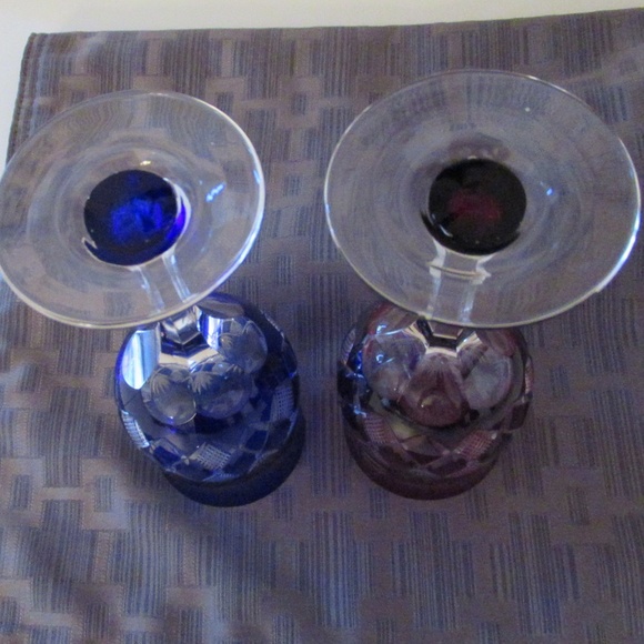 1  Red & 1 Blue Hand cut to clear glass Stemware - Picture 3 of 11